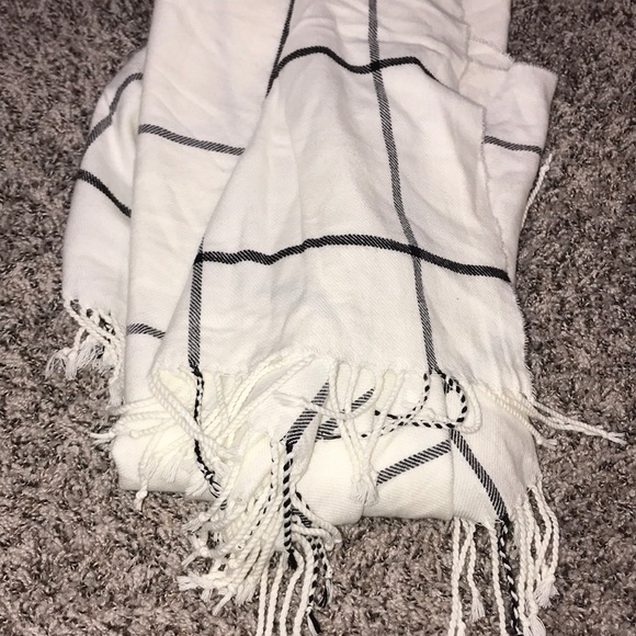 Cardigan - Picture 2 of 2